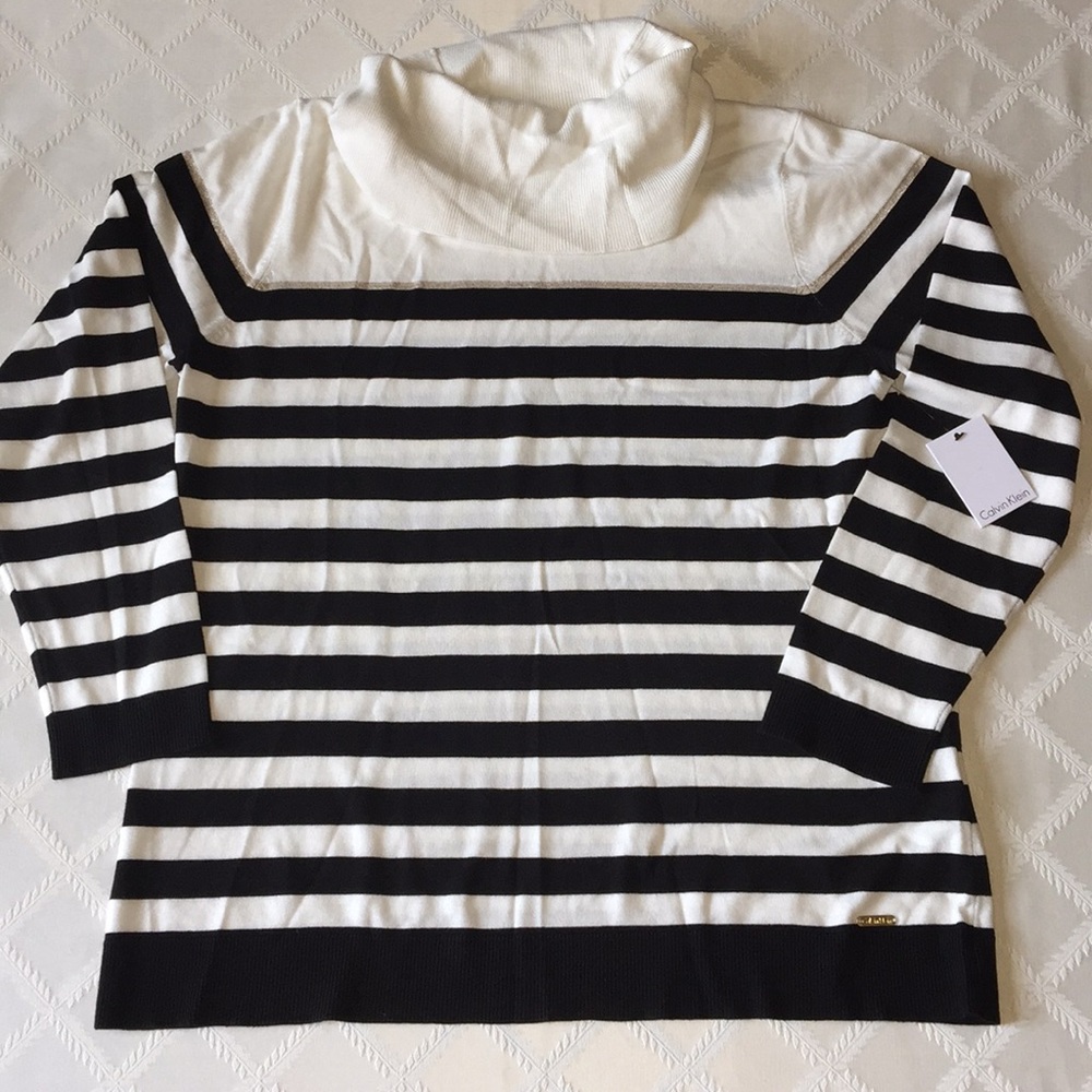 ❄️Calvin Klein Striped Sweater